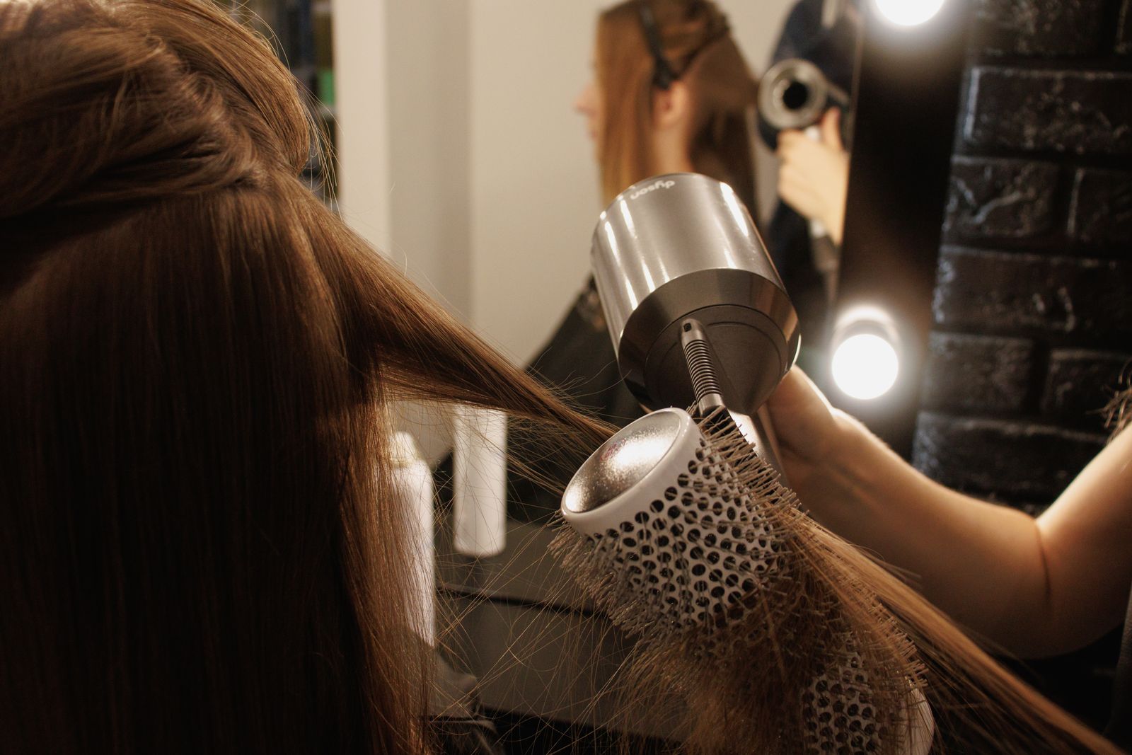 Styling mit Rundbürste